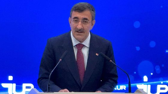 Cevdet Yılmaz'dan enflasyon mesajı: Dezenflasyon kalıcı hale gelecek