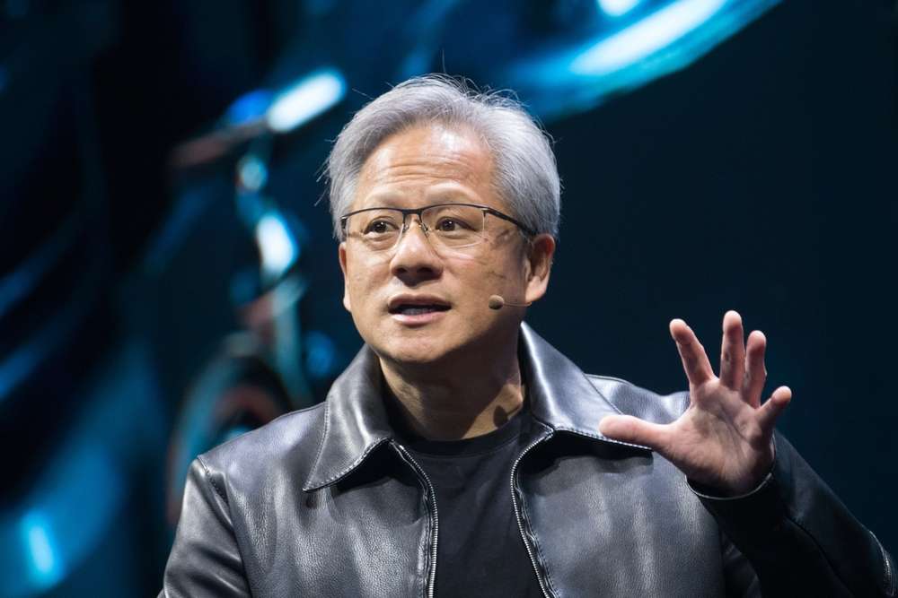 Nvidia CEO'sundan yapay zeka şirketlerine net mesaj: Mevcut yasalardan muafiyet olmamalı
