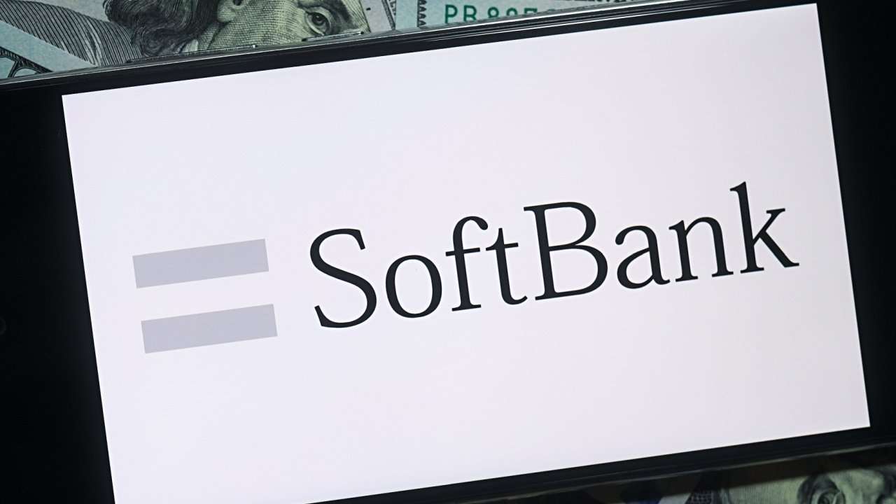 SoftBank, piyasa değerinde Toyota'yı geride bırakmaya hazırlanıyor