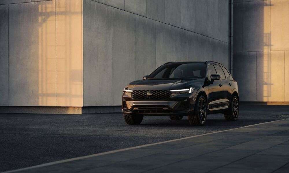 Volvo'dan 200 kilometre menzilli hibrit SUV hamlesi
