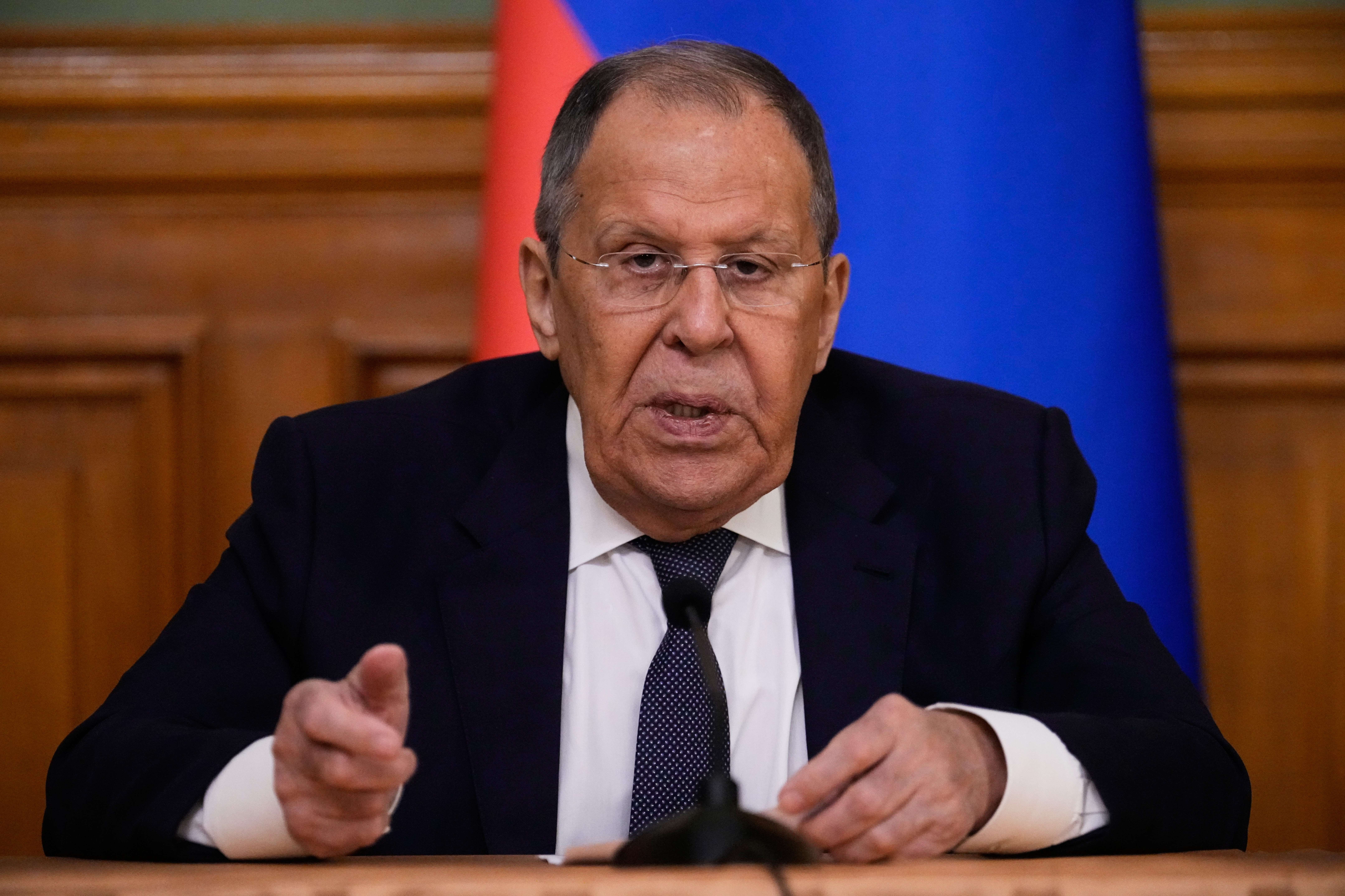 Lavrov: Rusya, ABD ile Ukrayna diyaloğunu sürdürmeye hazır