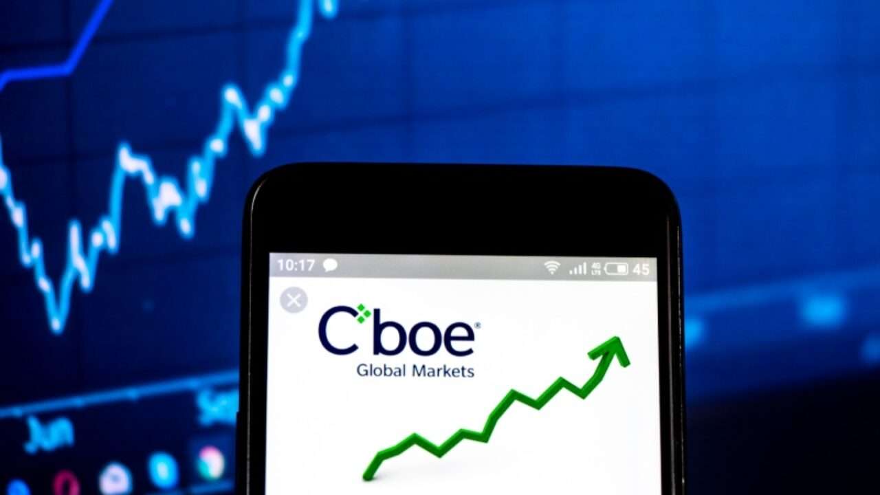Cboe, büyük şirketlerin hisse opsiyonlarında işlem saatlerini uzatıyor