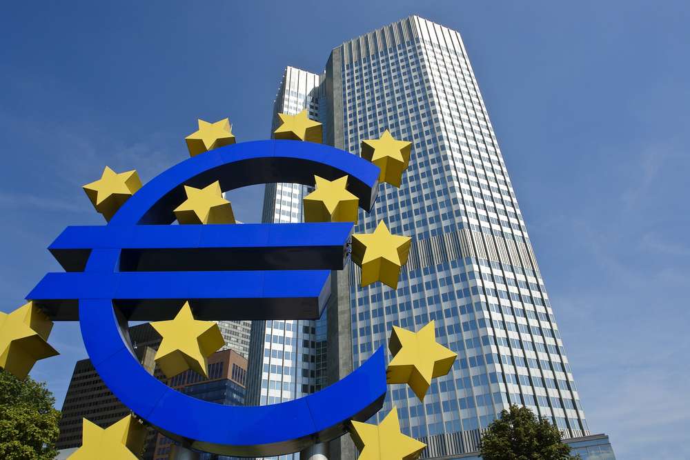 ECB Euro Bölgesi için projeksiyonlarını revize etti,  enerji şoku uyarısı yaptı