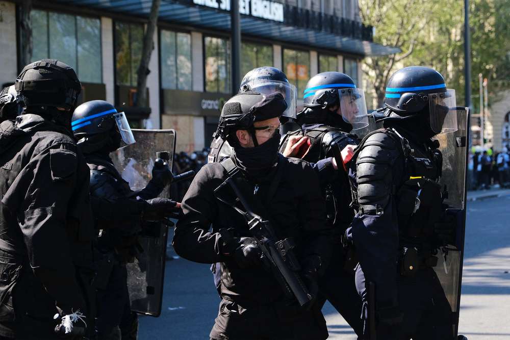 Fransa'da protestolar sürüyor: 410 binden fazla kişi sokağa çıktı, yaklaşık bin gözaltı