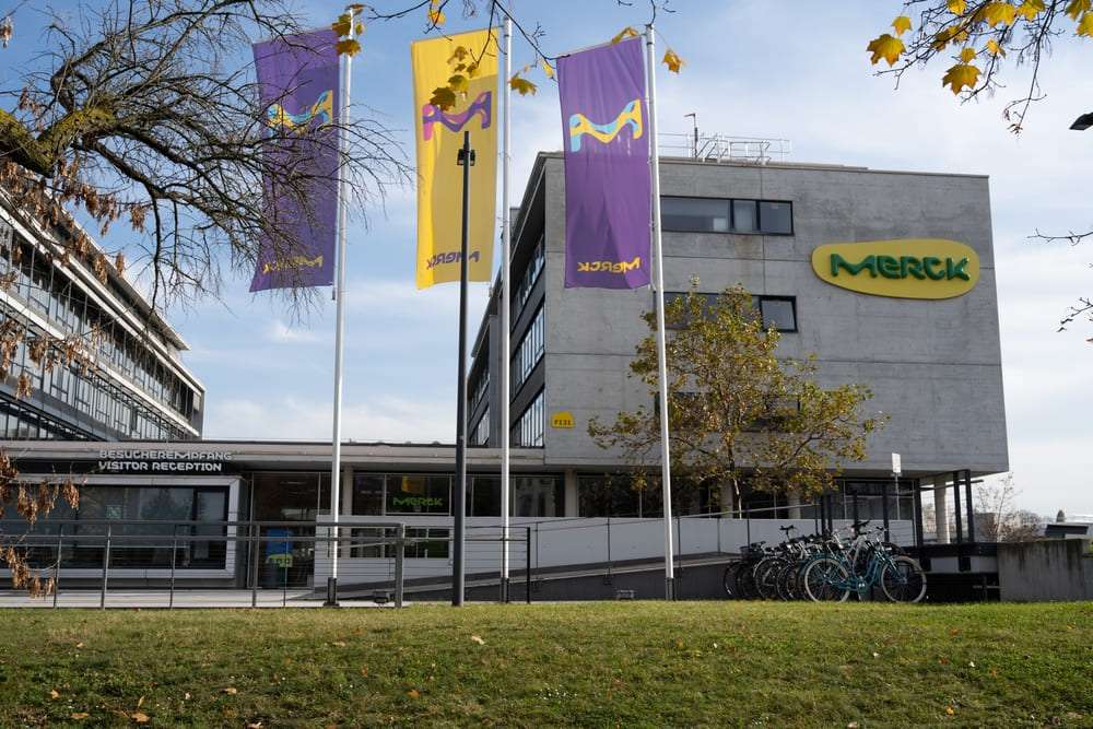 Alman Merck İngiliz biyoteknoloji şirketini bünyesine katıyor