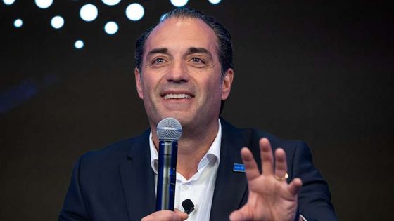 Stellantis CEO'suna göre otomotiv dünyası ikiye ayrıldr: ABD ve geri kalanı