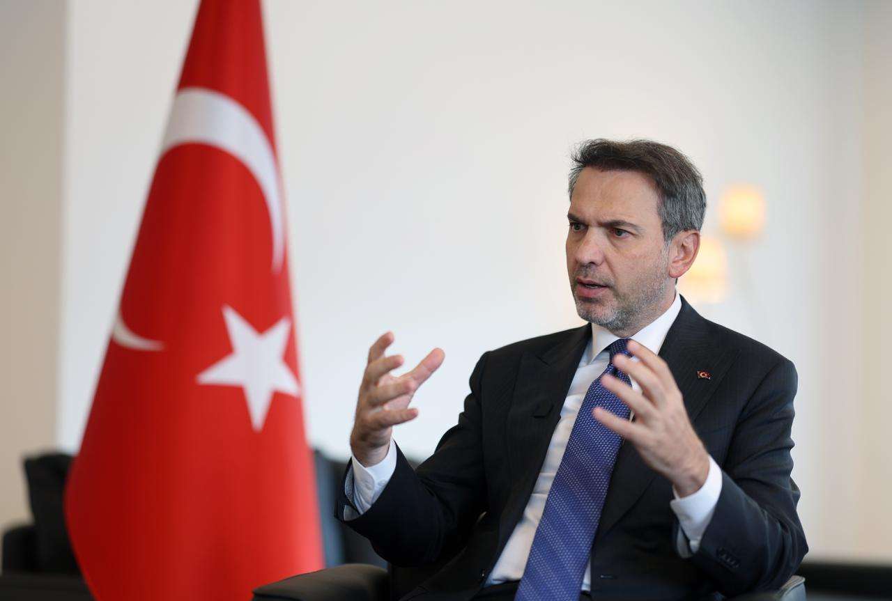 Bakan Bayraktar: "Türkiye-KKTC arasında yaklaşık 101 kilometre uzunluğunda doğal gaz iletim hattı inşa edeceğiz"
