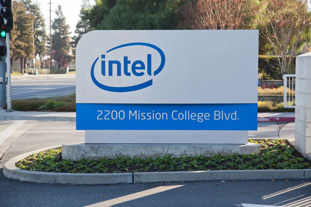 Intel, Wall Street açılışı öncesi düne göre primli, hedef fiyatlar revize edildi