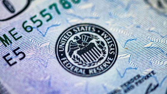 Fed üyesi Schmid'den yapay zeka ve borç uyarısı