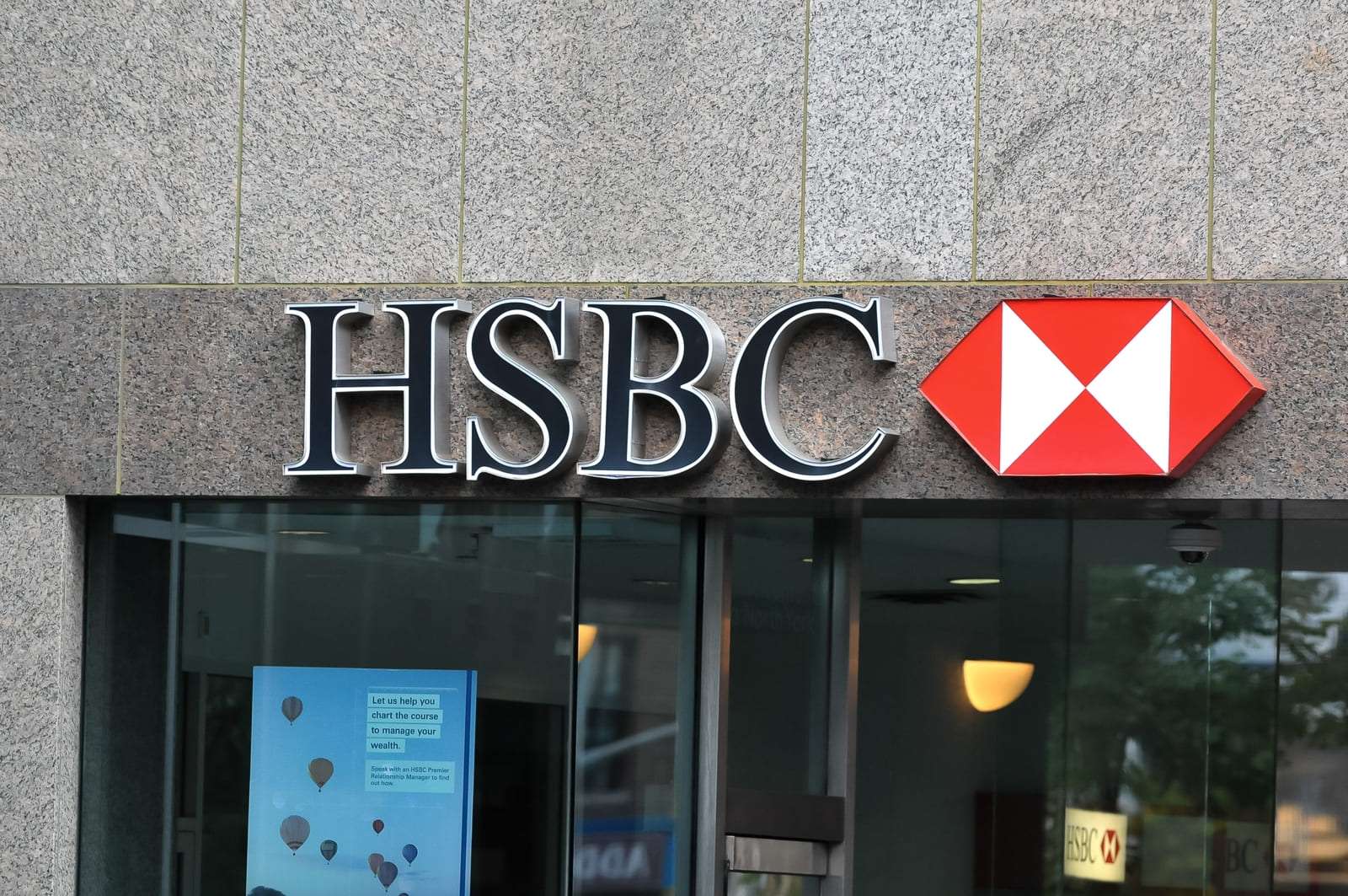 HSBC'nin net karı beklentilerin altında kaldı