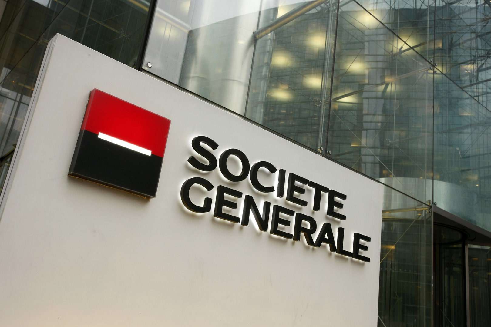Societe Generale yeniden altına yöneldi: Düşüş riski giderek sınırlanıyor