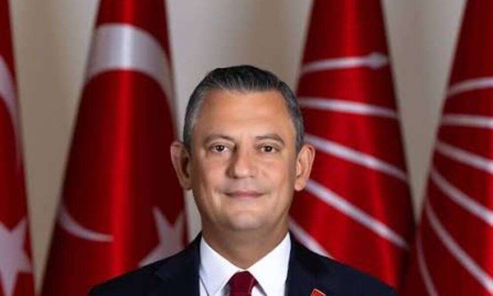 Özel ile birlikte toplam 91 milletvekili CHP’den istifa ederek Yeni Parti Kurucular Kurulu’na katıldı