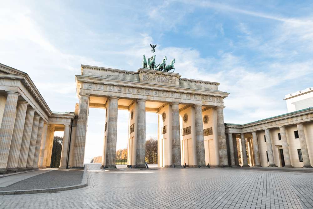 Berlin'de Sol Parti, SPD ve Yeşiller koalisyon görüşmeleri için ilk engeli aştı