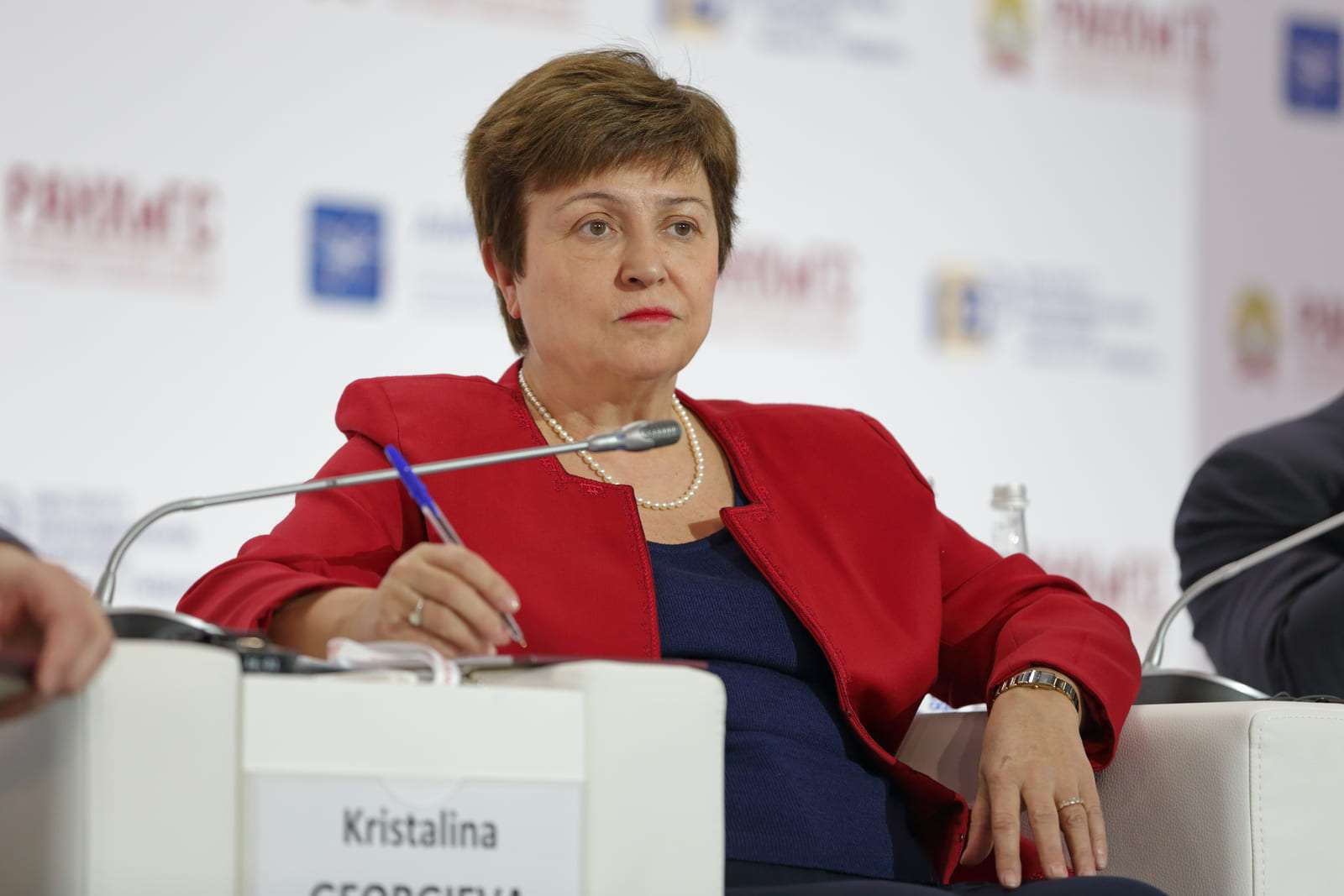 IMF: Küresel ekonomi Hürmüz şokuna beklenenden dayanıklı çıktı, ancak risk bitmedi