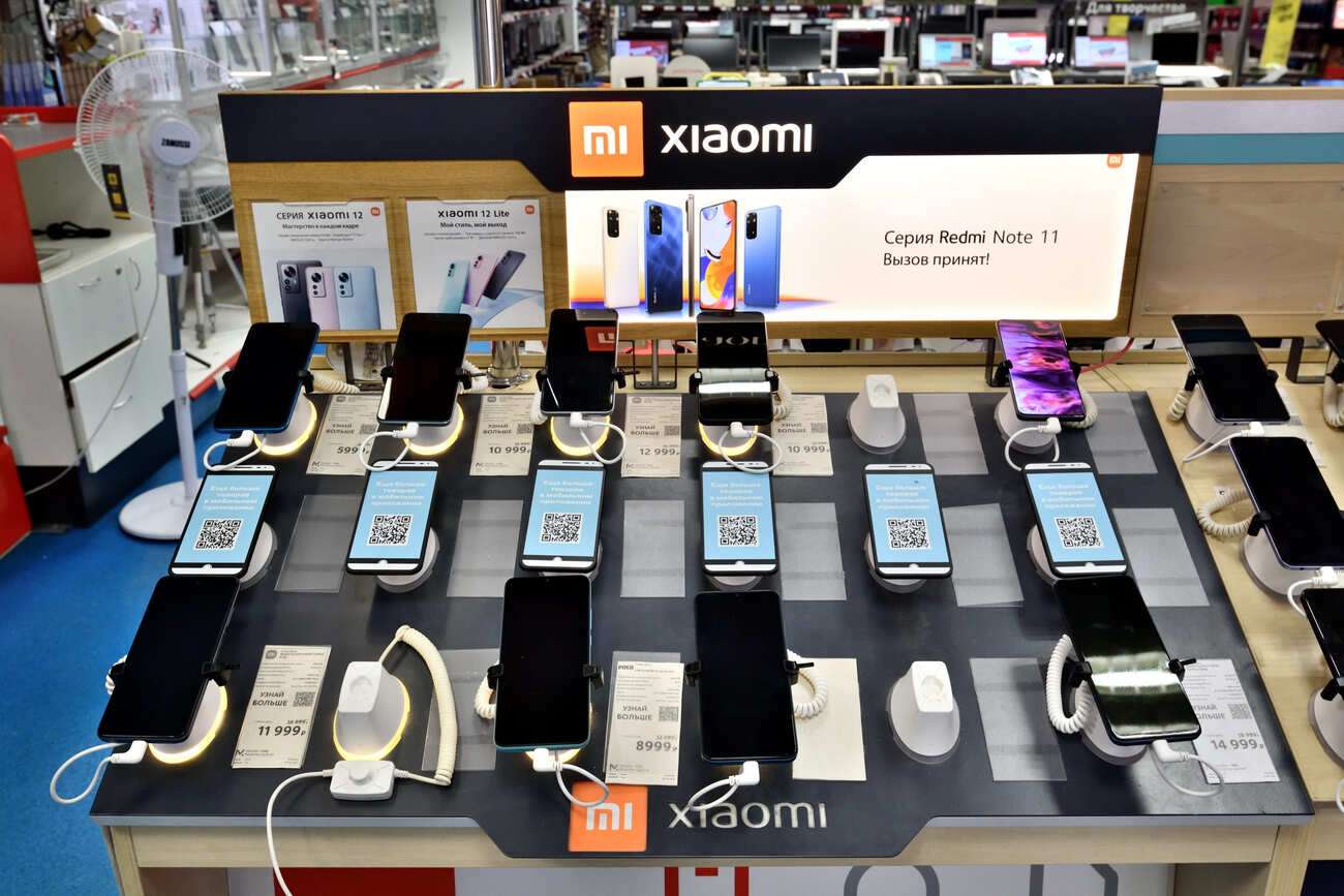 Xiaomi 2026 akıllı telefon sevkiyat hedefini yükseltti, ancak 2025’in hala çok gerisinde