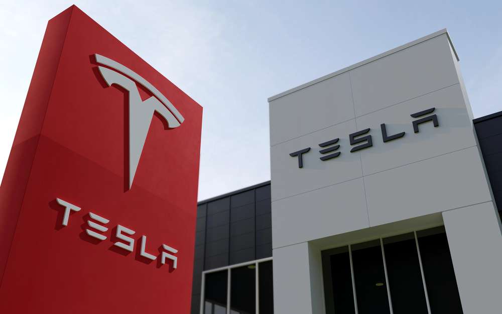 Tesla, olası SpaceX birleşmesi için hazırlıklara başlıyor