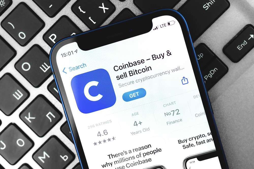 Coinbase bir yıl sonra yeniden kara geçti