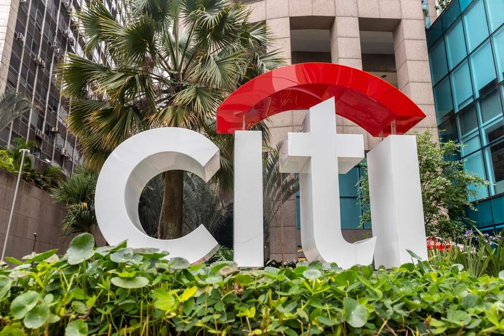 Citi,  Brent petrolü için tahminini varil başına 120 dolarda korudu
