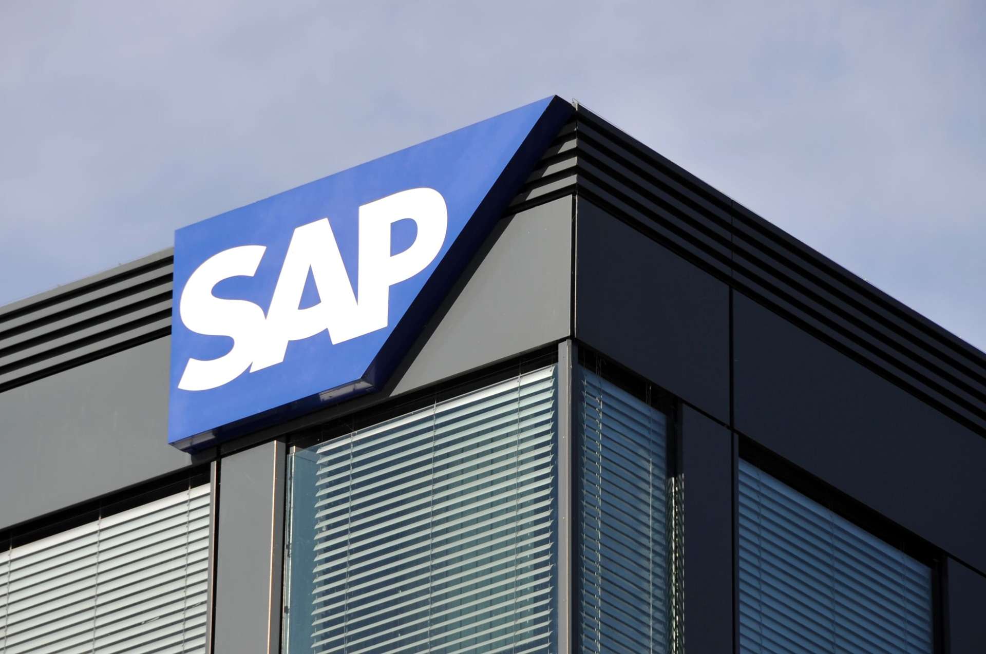 SAP bilançosu bulut gelirlerinde yüzde 24 büyümeye işaret etti