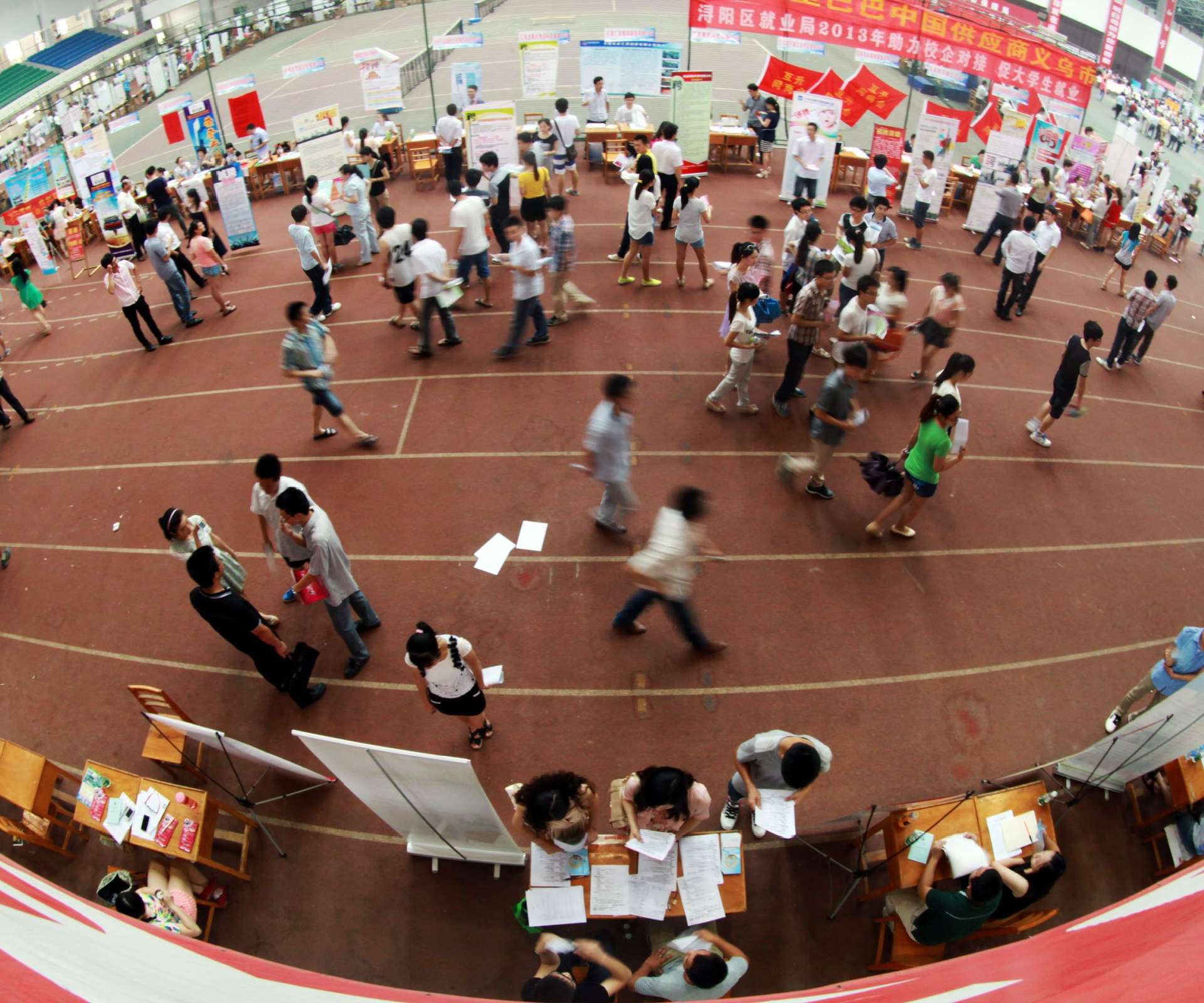 Çin'de ilk çeyrekte kentlerde 2,99 milyon yeni istihdam yaratıldı