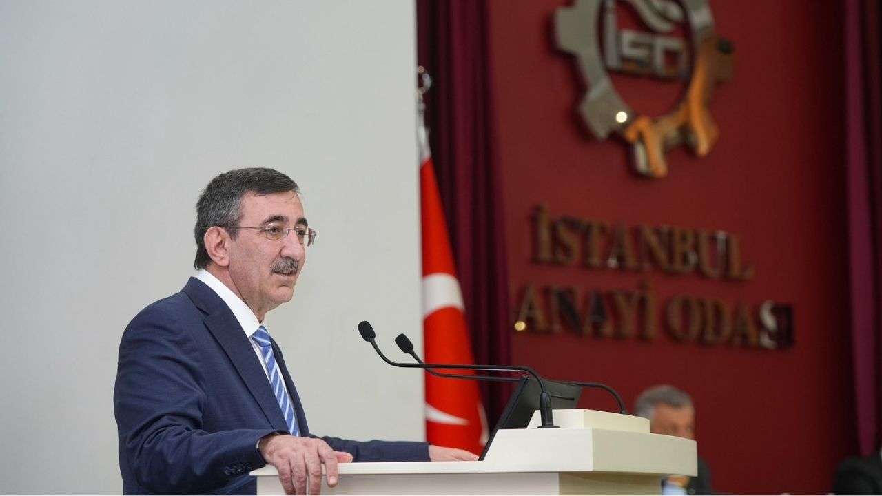 Cumhurbaşkanı Yardımcısı Yılmaz: Sermaye piyasalarında yapısal sorun yok, spesifik sorun aşılacak