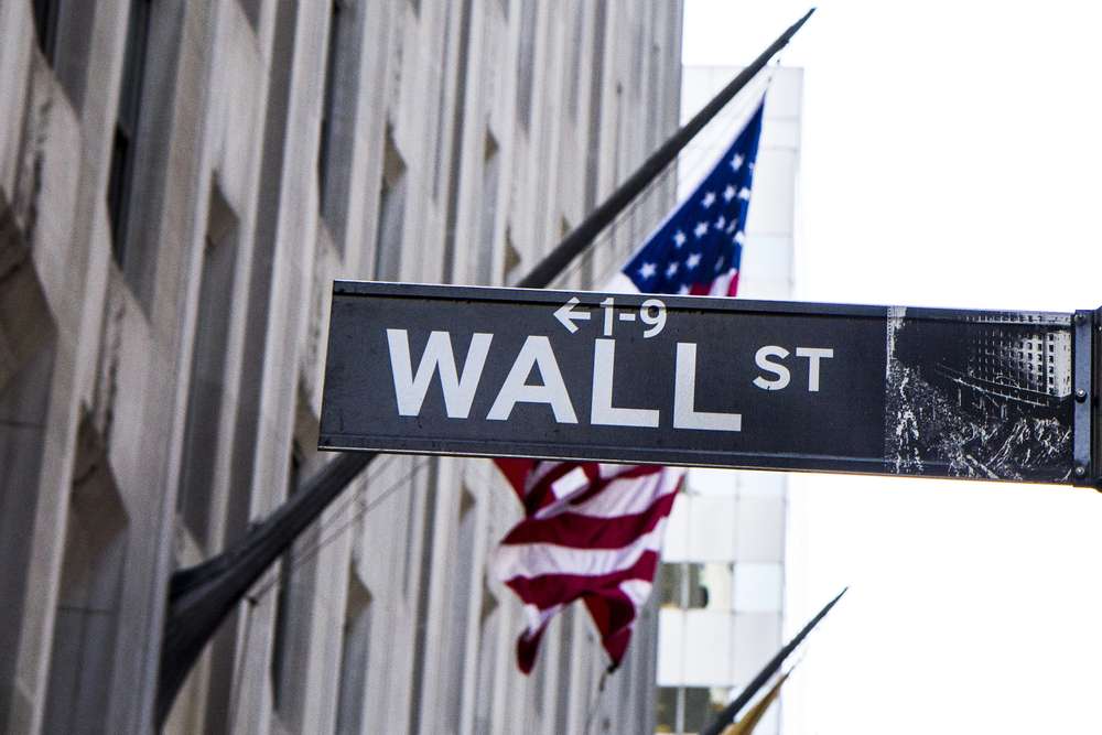 Wall Street haftaya düşüşle başladı, ABD tahvil faizleri çok yıllı zirvelere çıktı